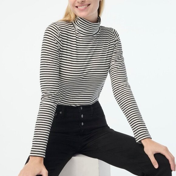 J Crew Womens Printed Tissue Turtleneck Top Sz 3X Black Ivory Stripe Preppy - Picture 2 of 4